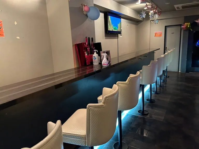 シュラーナ （shula’na）の店内