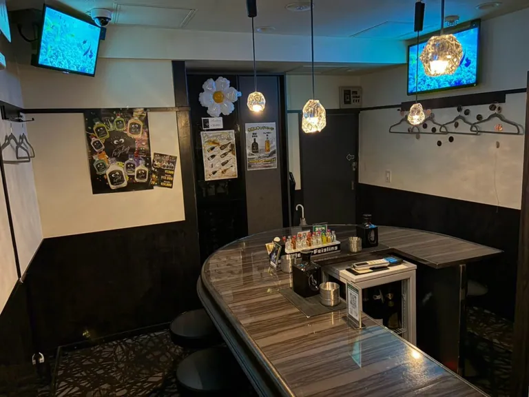 カラット宴の店内