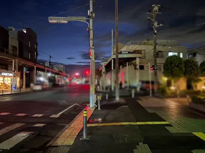 木更津　プレミアへの道順 5／10：一つ目の十字路を越えて直進を続けます。