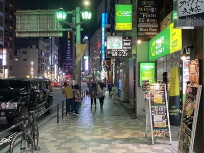 パシャへの道順 4／6：そのまま直進します。