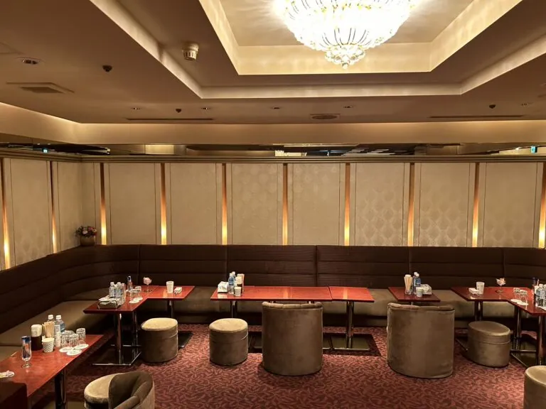 エルプリンセスの店内