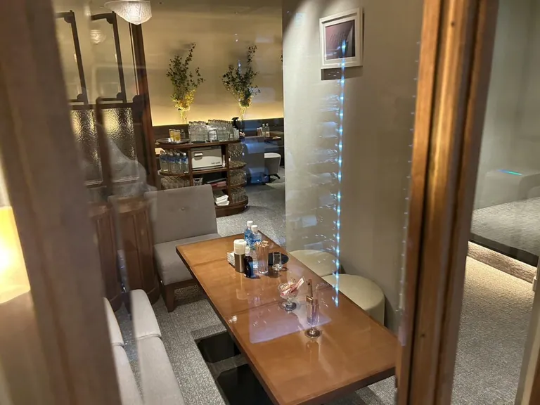 ルアーナの店内