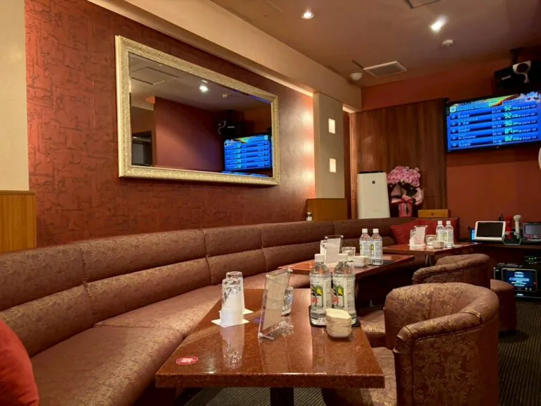 アモンの店内