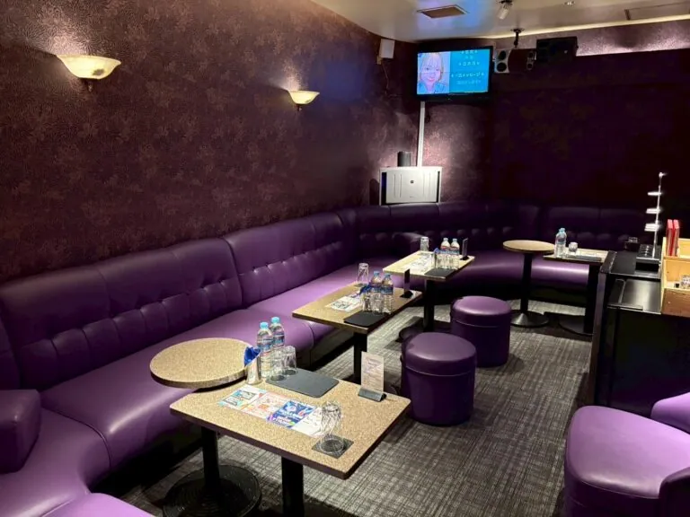 マーヤの店内
