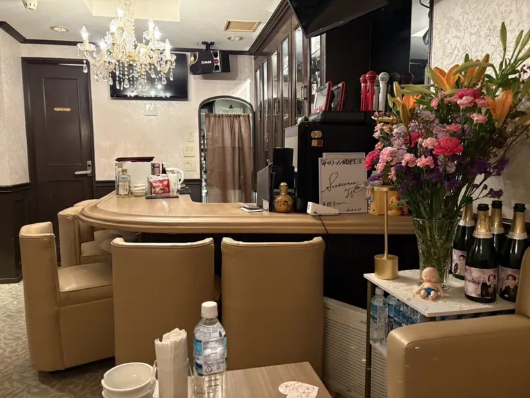 リカリカの店内