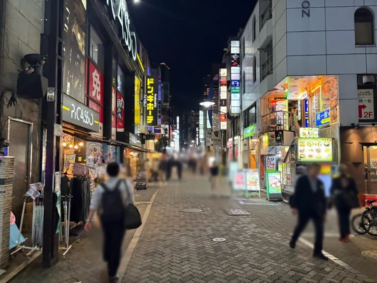 ザクラブ離れ （THE CLUB離れ）の店内