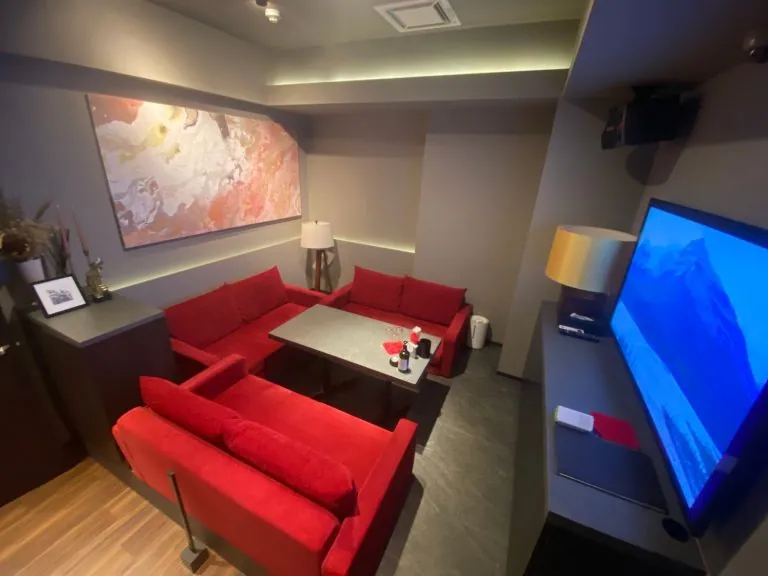 松戸 アップステアーズの店内