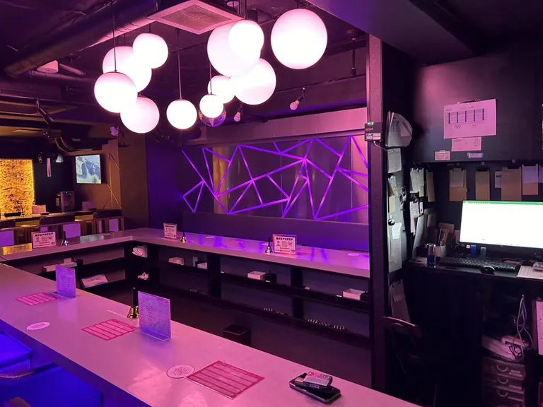 美少女アカデミア （ビショウジョアカデミア）の店内