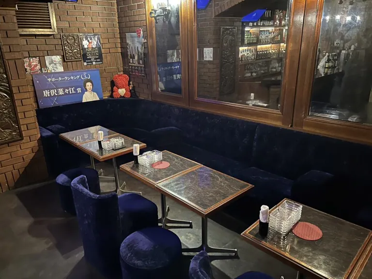 るーじゅ （ルージュ）の店内