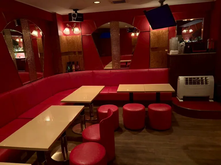 アリエル1の店内