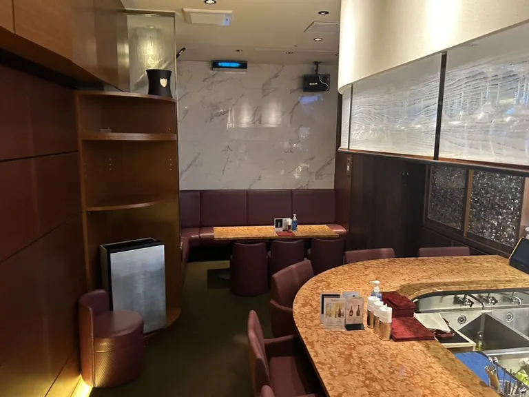 クラッシーの店内