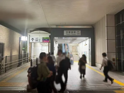 日暮里　マーキュリー （Girl’s Bar Mercury）への道順 1／4：各線「日暮里駅」ポートタワー出口を出ます。