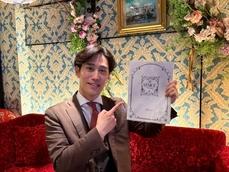 ヴェニスの店内
