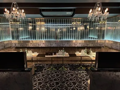 ラグナの店内