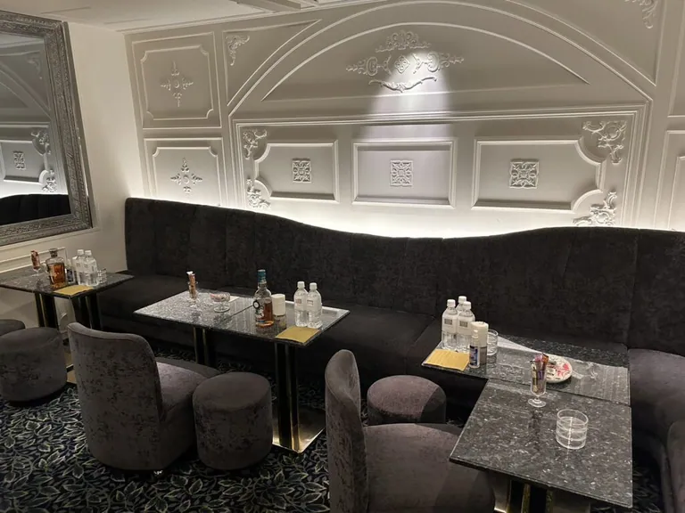トパーズの店内