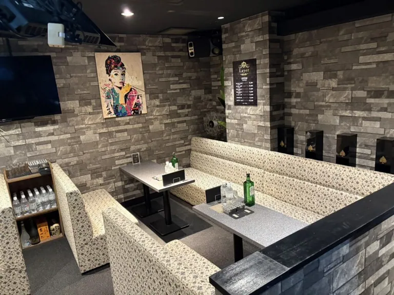松戸　レイアの店内