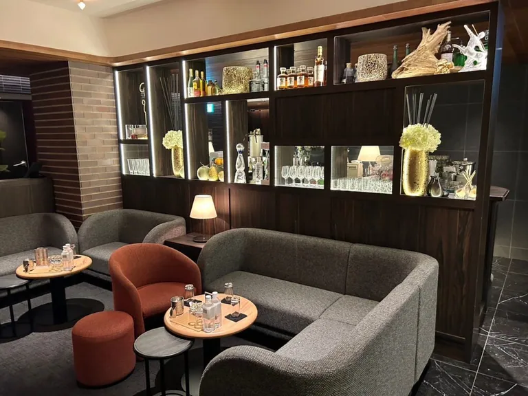ジェントルマンズクラブ （Gentleman’s club）の店内