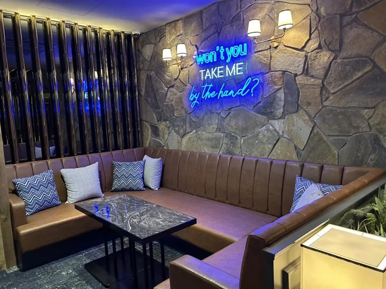 サンセットラウンジェット (Sunset Lounget 新橋)の店内