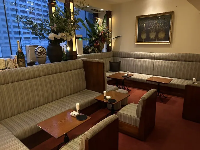 あやの店内