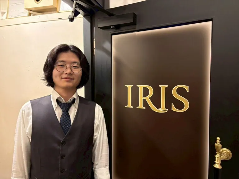 アイリスの店内