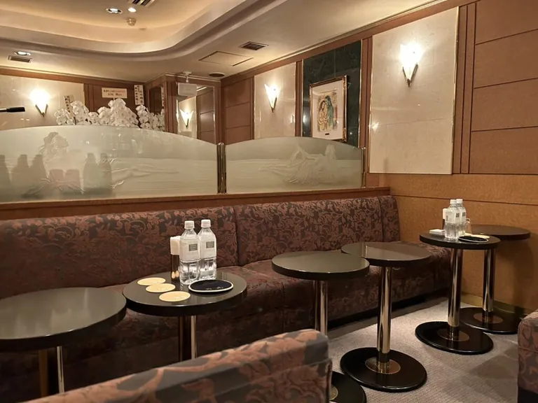 舞花 （マイカ）の店内