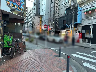 プレステージへの道順 9／10：直進して一つ目の十字路を左折します。