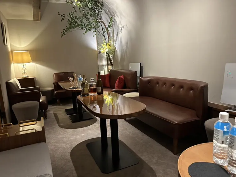 ルアーナの店内