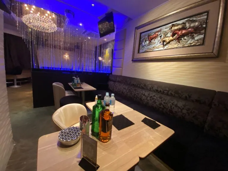 イチゴの店内