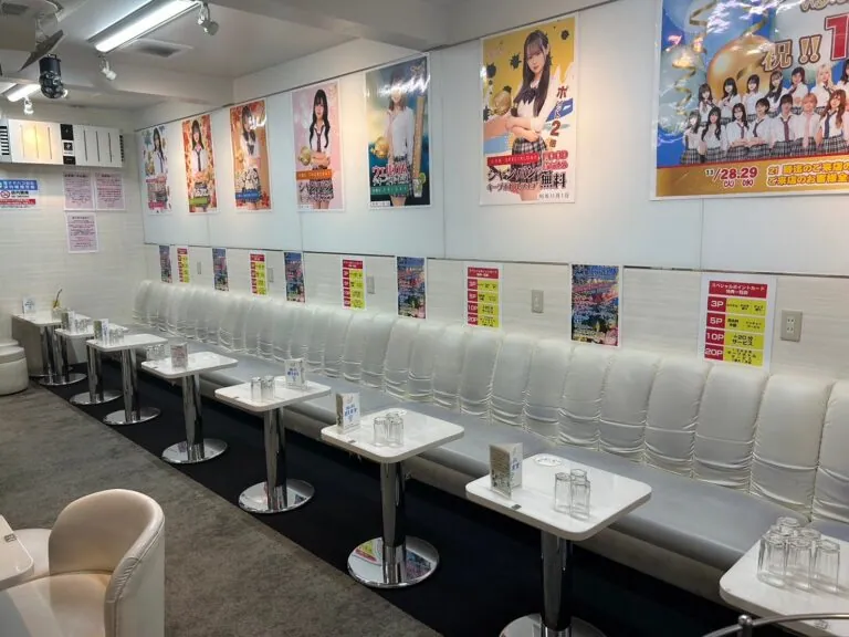 はちみつくろーばーの店内