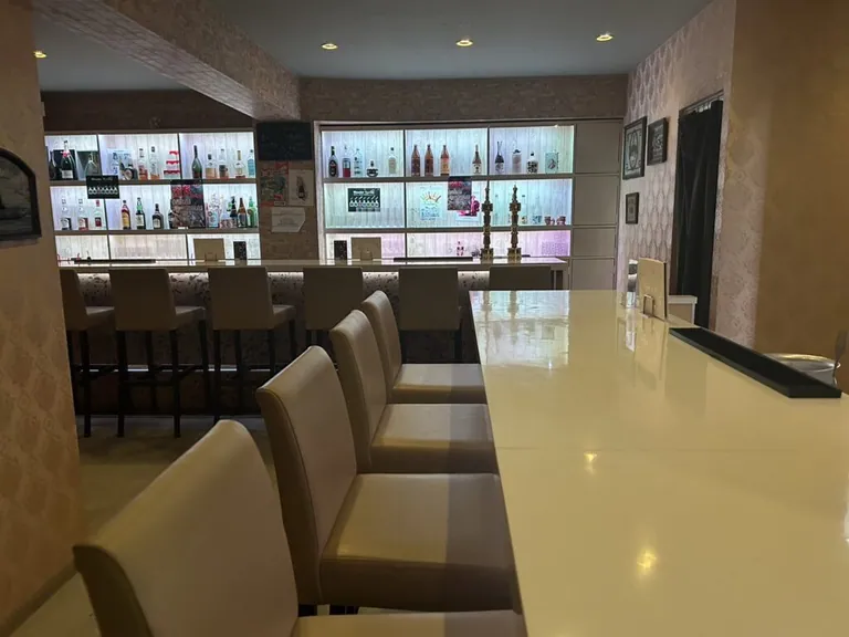 日暮里　ファニー （GIRL’S BAR Funny）の店内