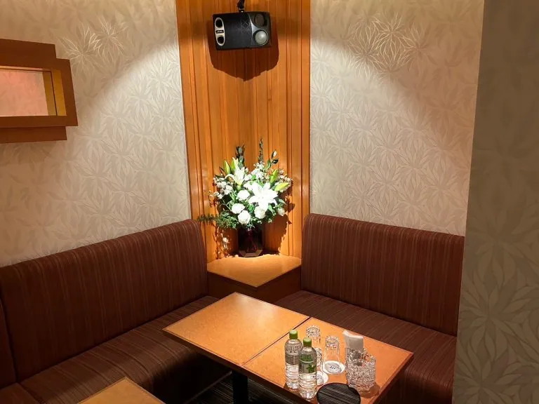 モルゲンロートの店内