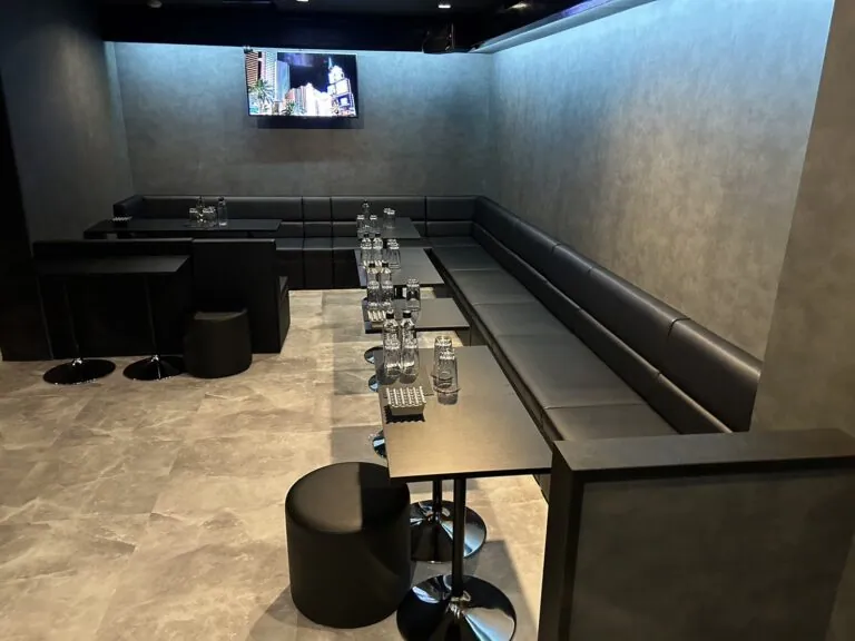 ゼロの店内