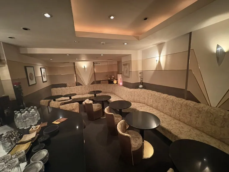 ひろ恵 （ヒロエ）の店内