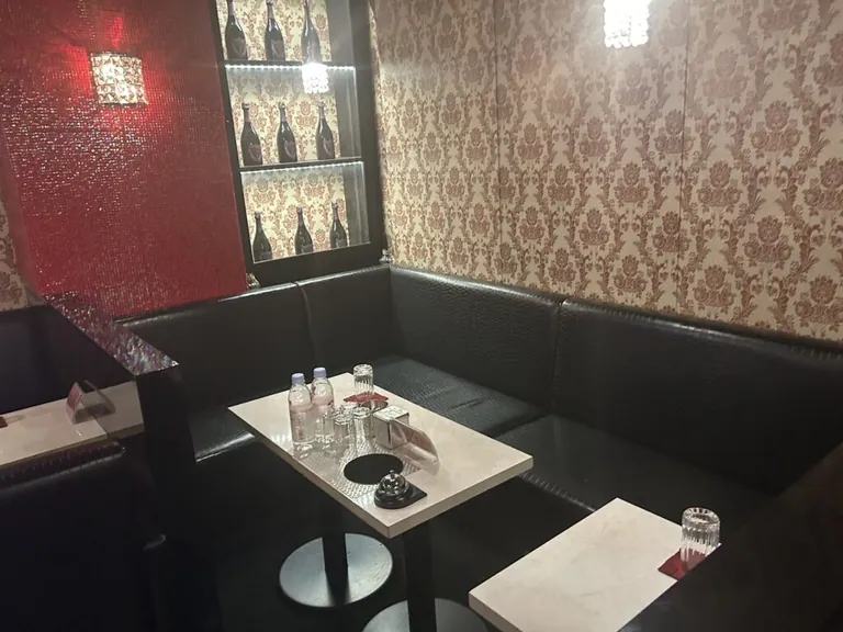 レッドの店内