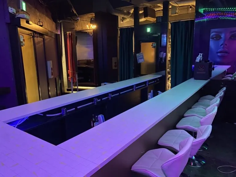 リリーの店内