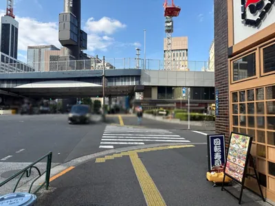 ルジャルダン （Le jardinⅠ）への道順 3／9：一つ目の横断歩道を渡ります。