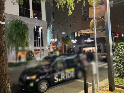 テンカラットへの道順 6／10：直進すると「難波橋」という十字路に出るので左折します。