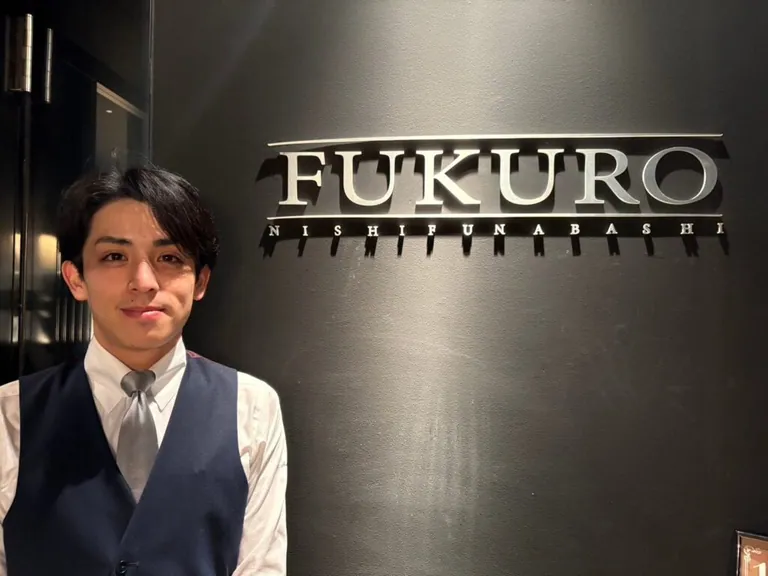フクロウの店内