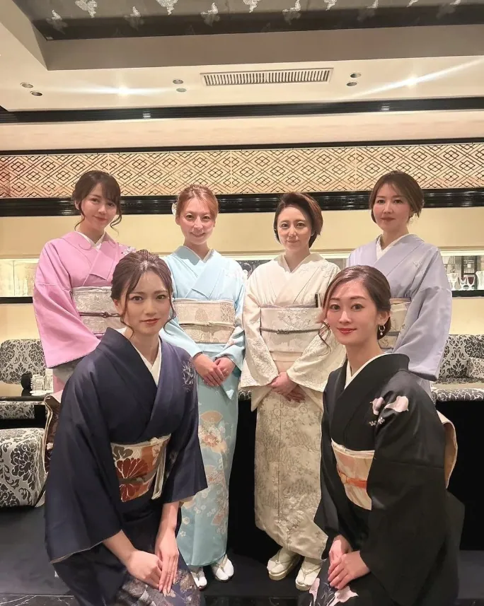 美ノ間 (ビノマ)の店内