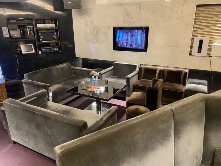 ピクシーの店内