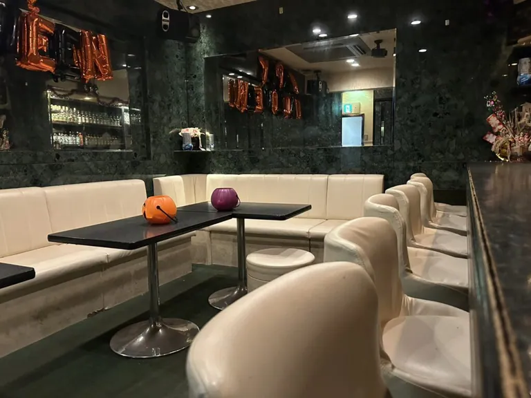 じゅんじゅんの店内