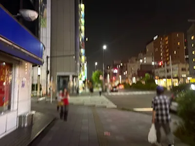 セコットへの道順 5／8：左手の一つ目の路地を左折します。