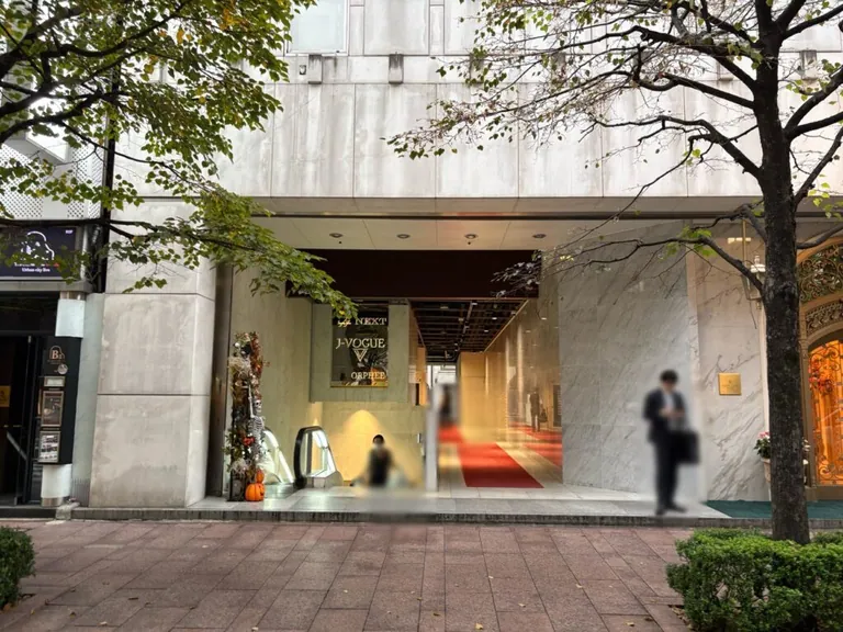 77 (セブンティセブン)の店内