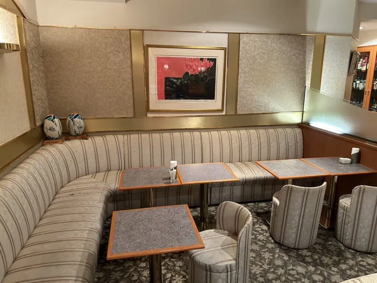 ミラージュの店内