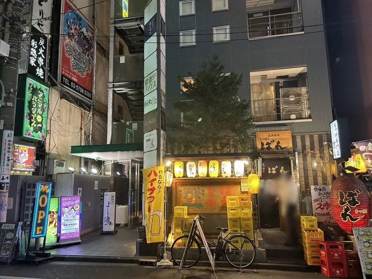 アムールの店内