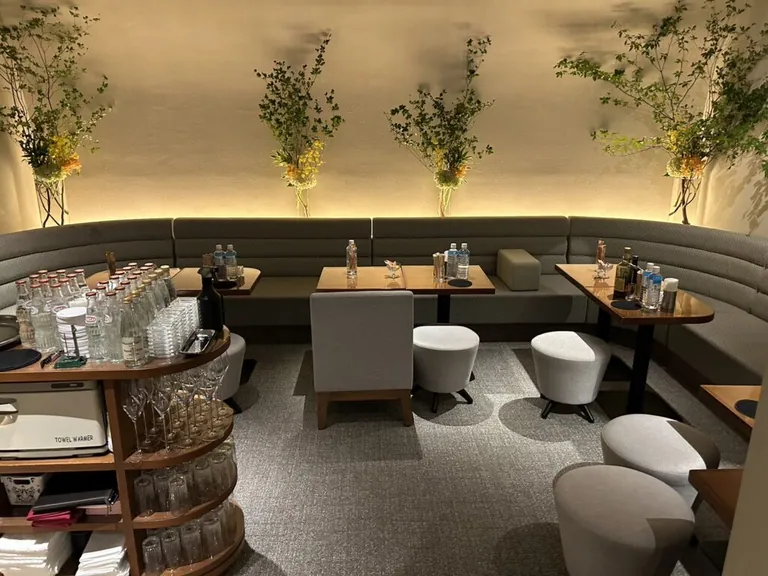 ルアーナの店内