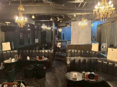 アルージュの店内