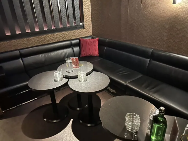 プライマルの店内