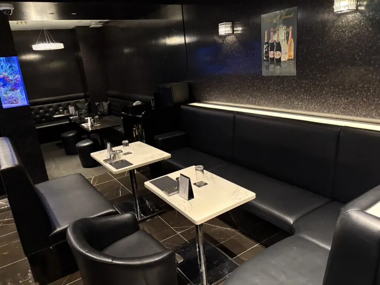 アールクラブの店内