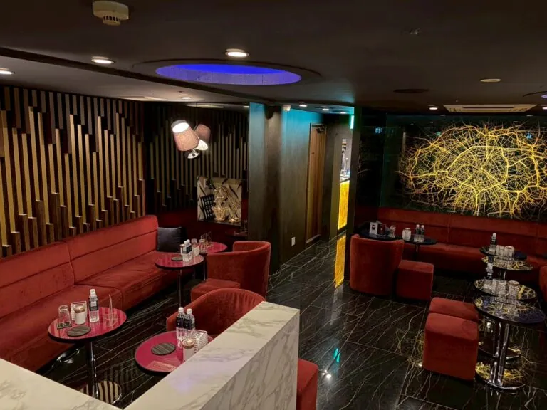 パリコレクションの店内